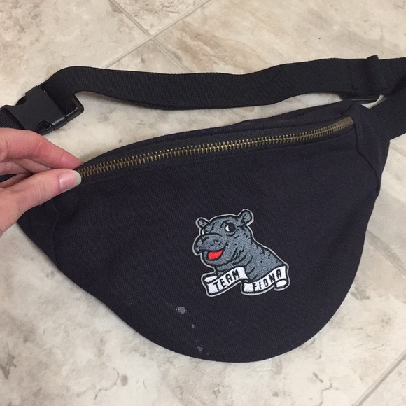 Handbags - Team Fiona fanny pack 🦛